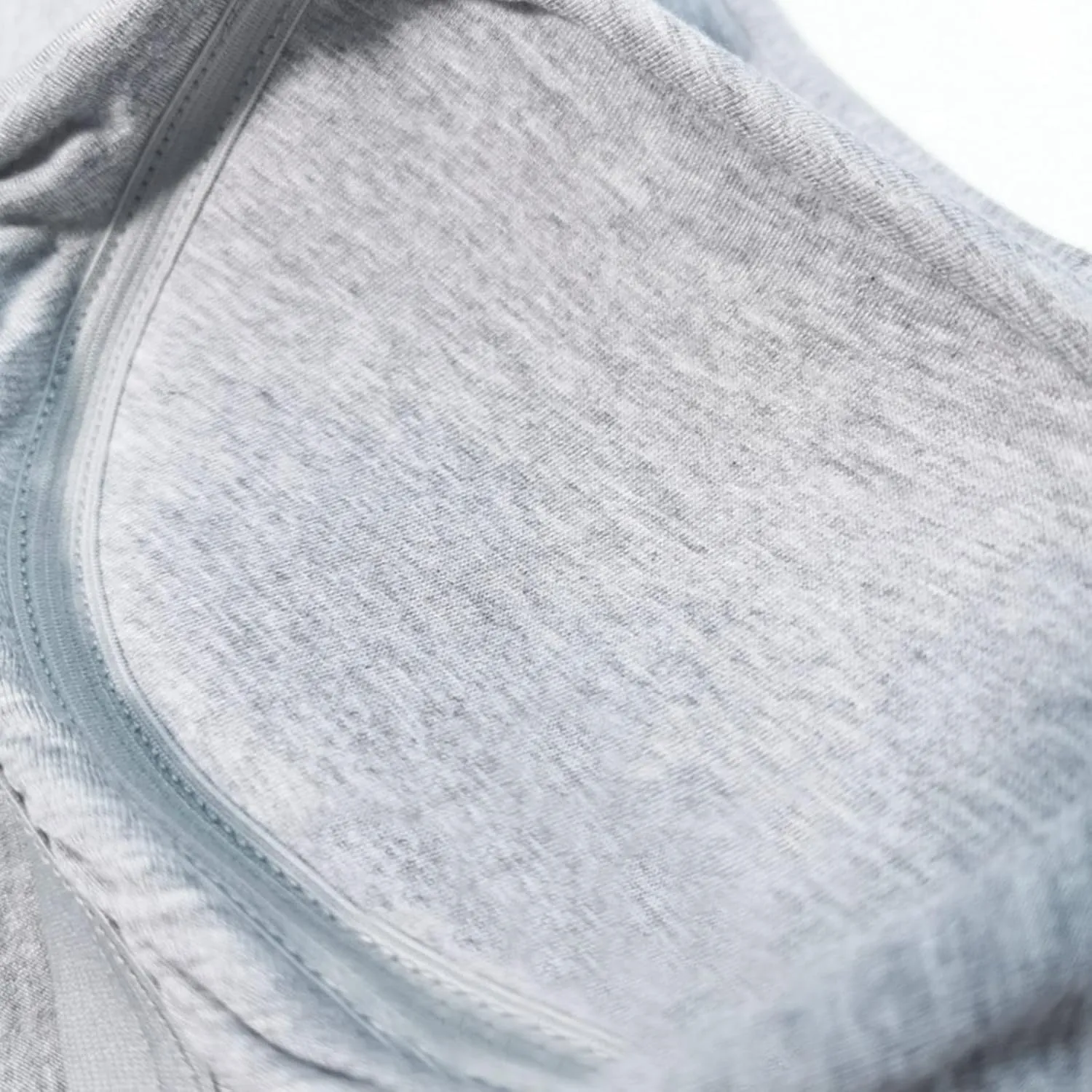 Camisoles for Women with Built in Bra Scoop Neck Built-in Bra Tanks Camisole Sleeveless Summer Tops Casual Cami Vest