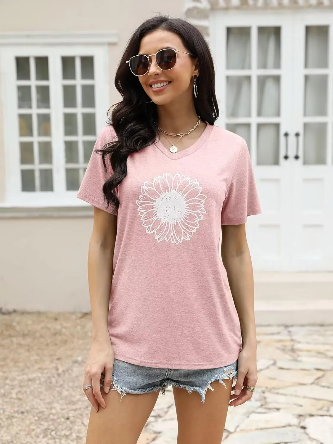 EADINVE Women's Short Sleeve V Neck Sunflower Graphic Printed Summer Tee Vintage T Shirt Cotton Tops Novelty Cool Shirt