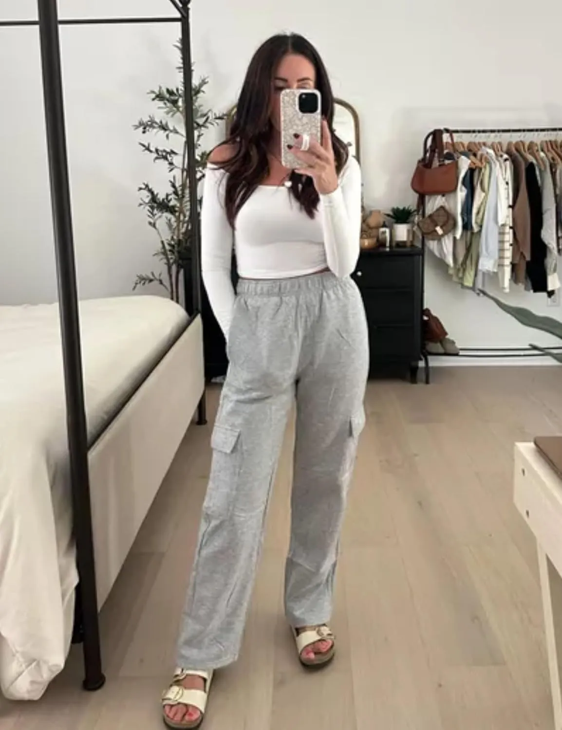 QIBABU Womens Fleece Cargo Sweatpants Casual Baggy Wide Leg Jogger Pants Athletic Open Bottom with Pockets